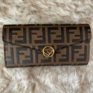 Fendi FF Diamonds Continental with Chain